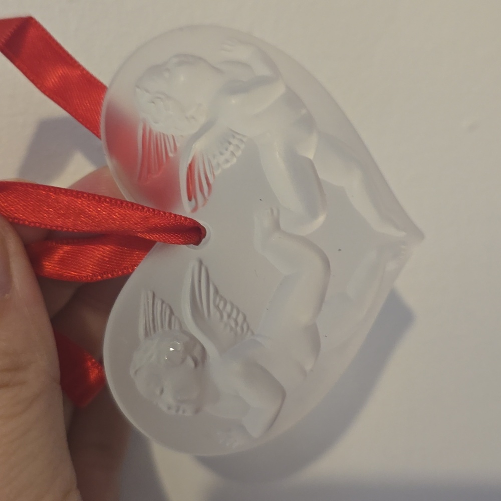 Vintage 1996 Lalique Heart Two Cherub Clear Glass Ornament